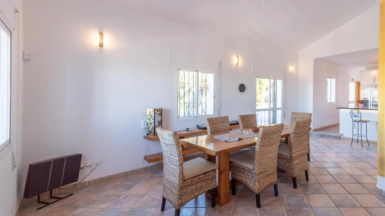 Holiday home Villa El Arco Iris De La Montana Sayalonga By Ruralidays