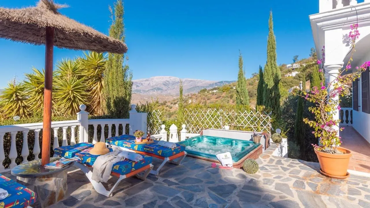 Villa El Arco Iris De La Montana Sayalonga By Ruralidays