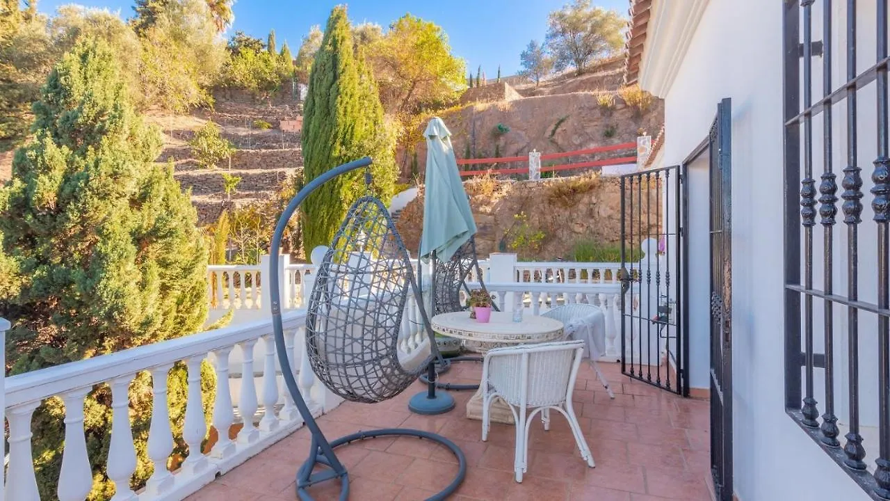 Holiday home Villa El Arco Iris De La Montana Sayalonga By Ruralidays